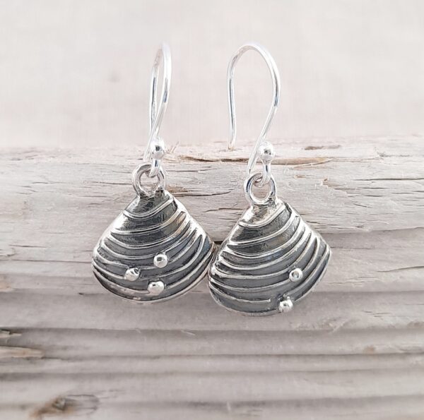 Venus Shell Drop Earrings