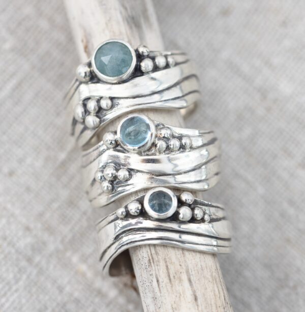 Broad Wave Ring with Aquamarine