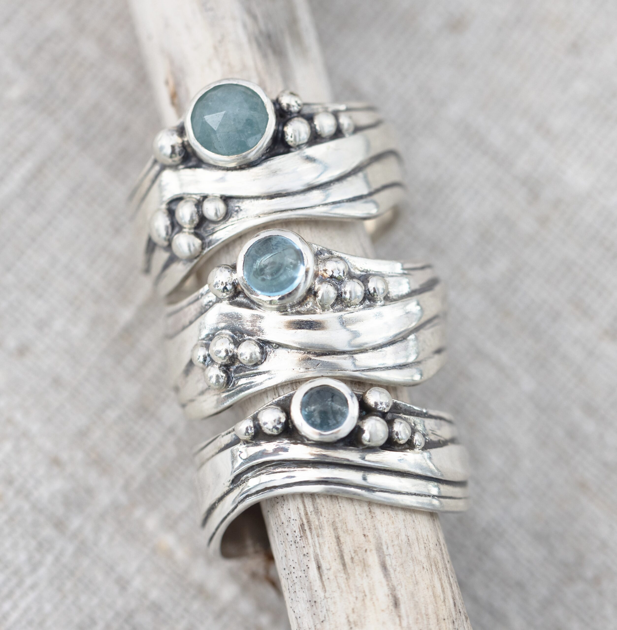 Broad Wave Ring with Aquamarine - Image 3