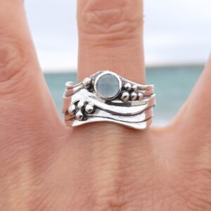 Broad Wave Ring with Aquamarine - Image 6