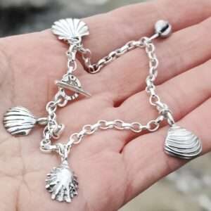 Shell hunter  Treasure Bracelet - Image 2