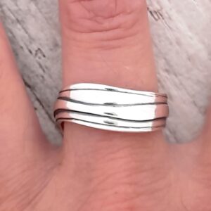 Medium Wave Ring - Image 2