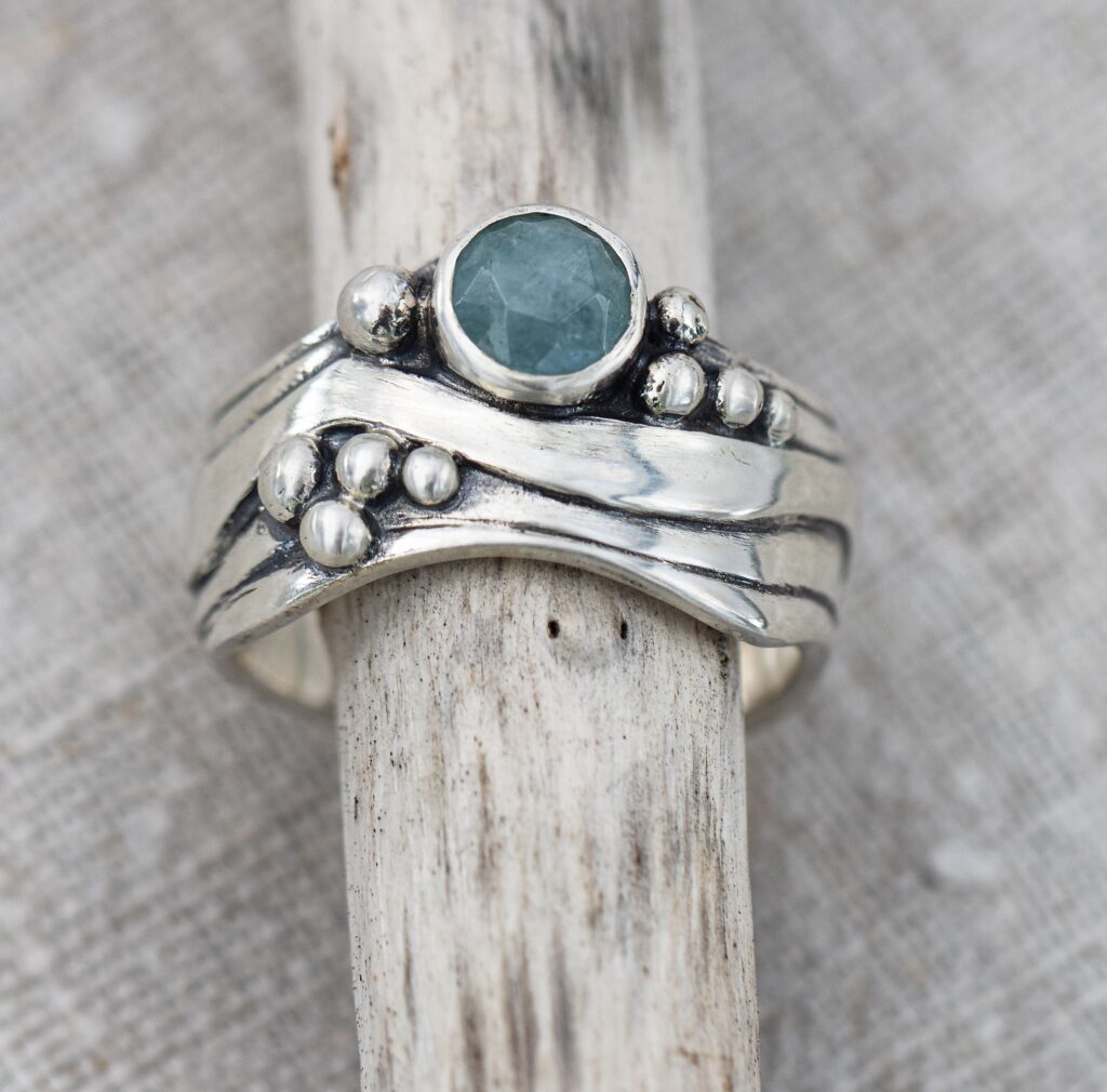Aquamarine Broad Wave Ring