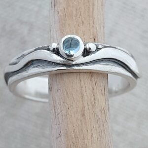 Delicate Wave Ring with Topaz - Image 3