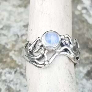 Seaweed Wrack Ring Rainbow Moonstone - Image 3