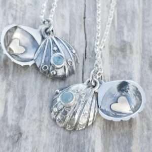 Mini Double Cockle Shell with Topaz-Heart of Gold - Image 3