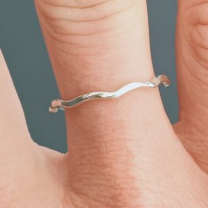 Squiggly Wave Ring