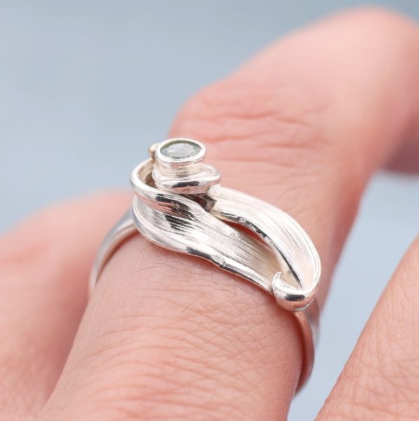 Sea Ribbons Parti Sapphire Ring UK Size P 1/2