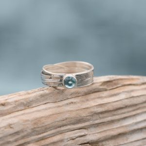 Sea Ribbons Medium Topaz Ring UK Size T - Image 3