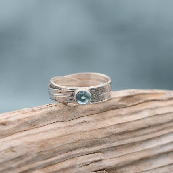 Sea Ribbons Medium Topaz Ring UK Size T