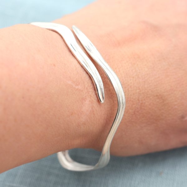 Sea Ribbons Tangle Wrap Bangle