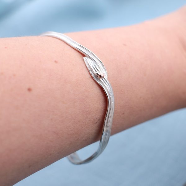 Sea Ribbons Tangle Bangle