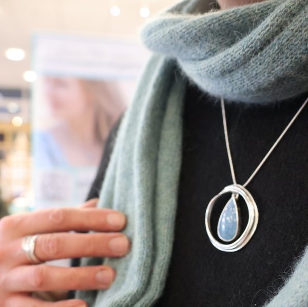 Sea Ribbons Aquamarine Reflections Pendant