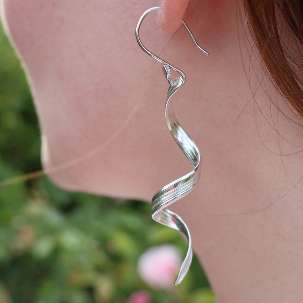 Sea Ribbons Seaweed Swirl Earrings - Image 1