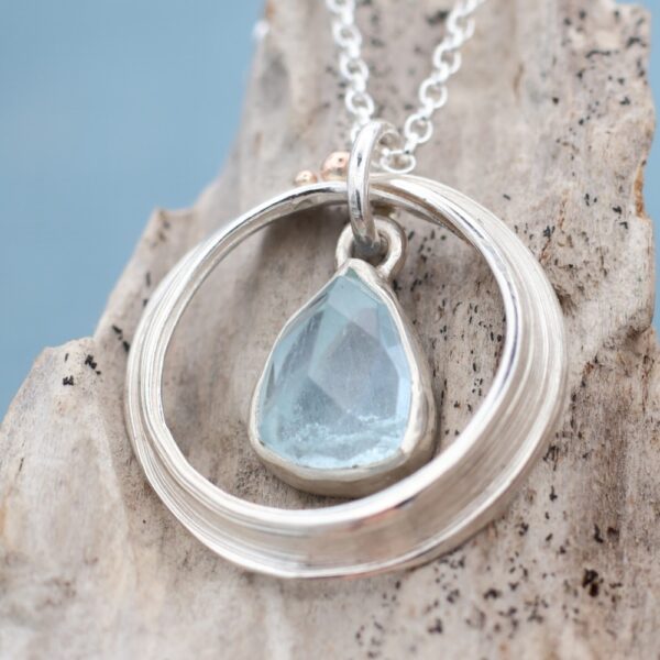 Sea Ribbons Aquamarine Reflections Pendant (small)
