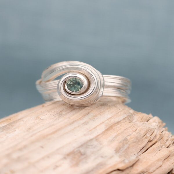 Sea Ribbons Parti Sapphire Ring UK Size M