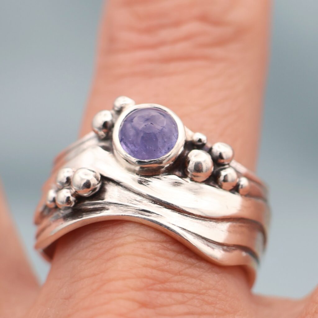 Broad Wave Ring Tanzanite