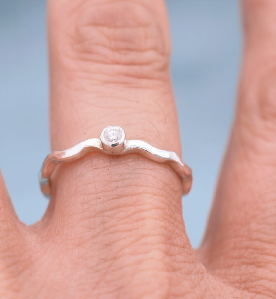 Diamond North Sea Wave Ring