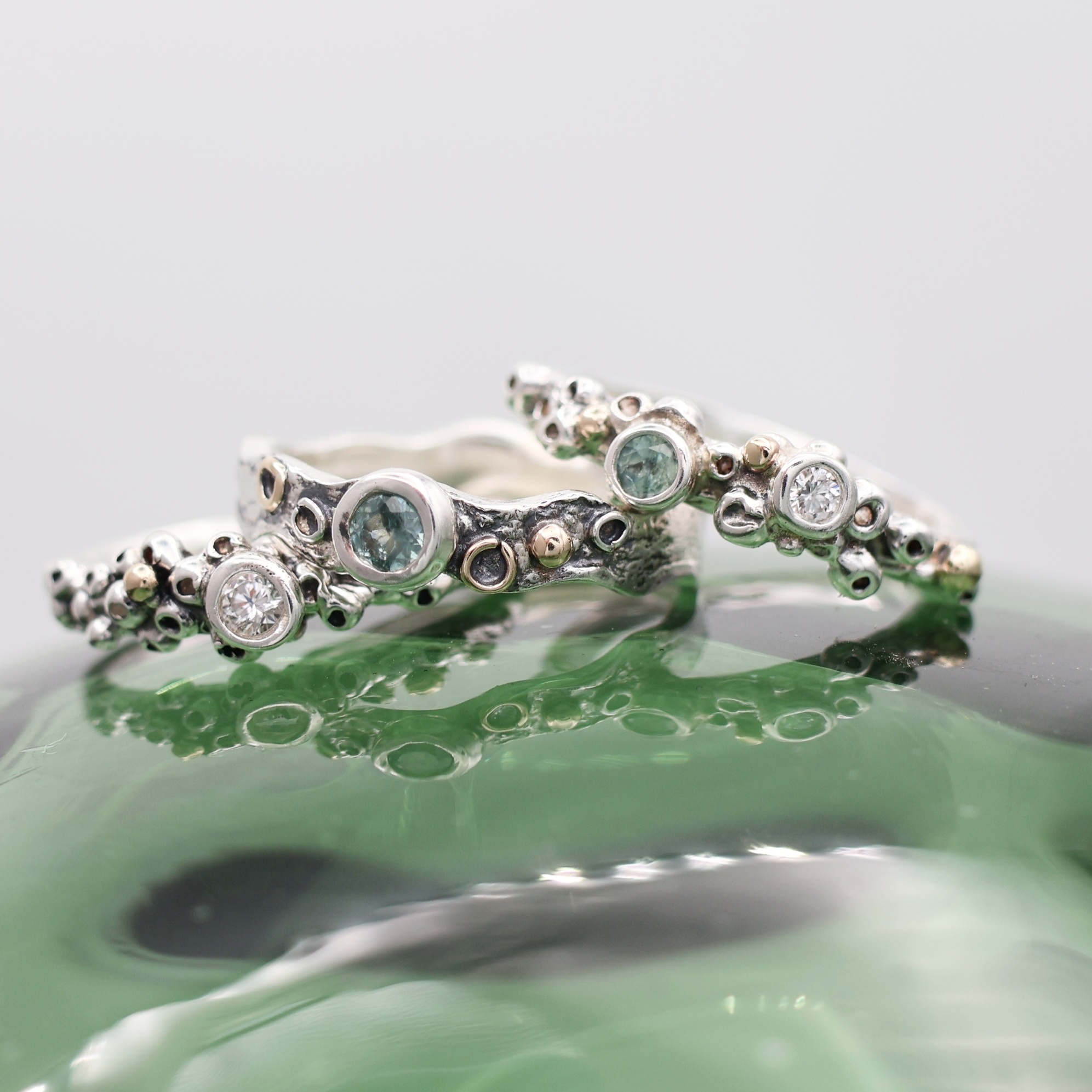 Sapphire Shoreline Scatter Ring - Image 4