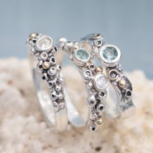 Sapphire Shoreline Scatter Ring - Image 5