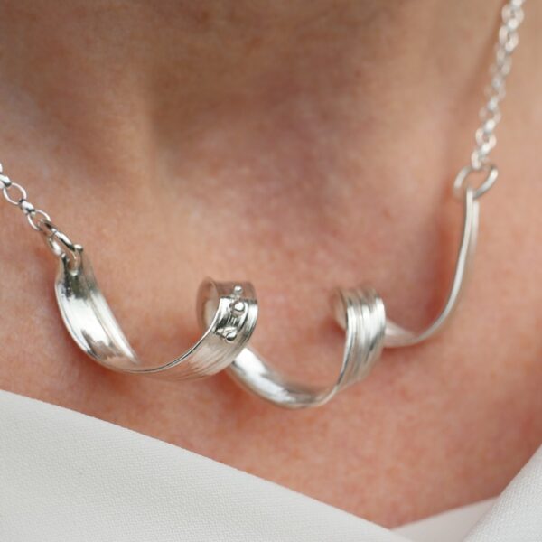 Sea Ribbons Spiral Necklet