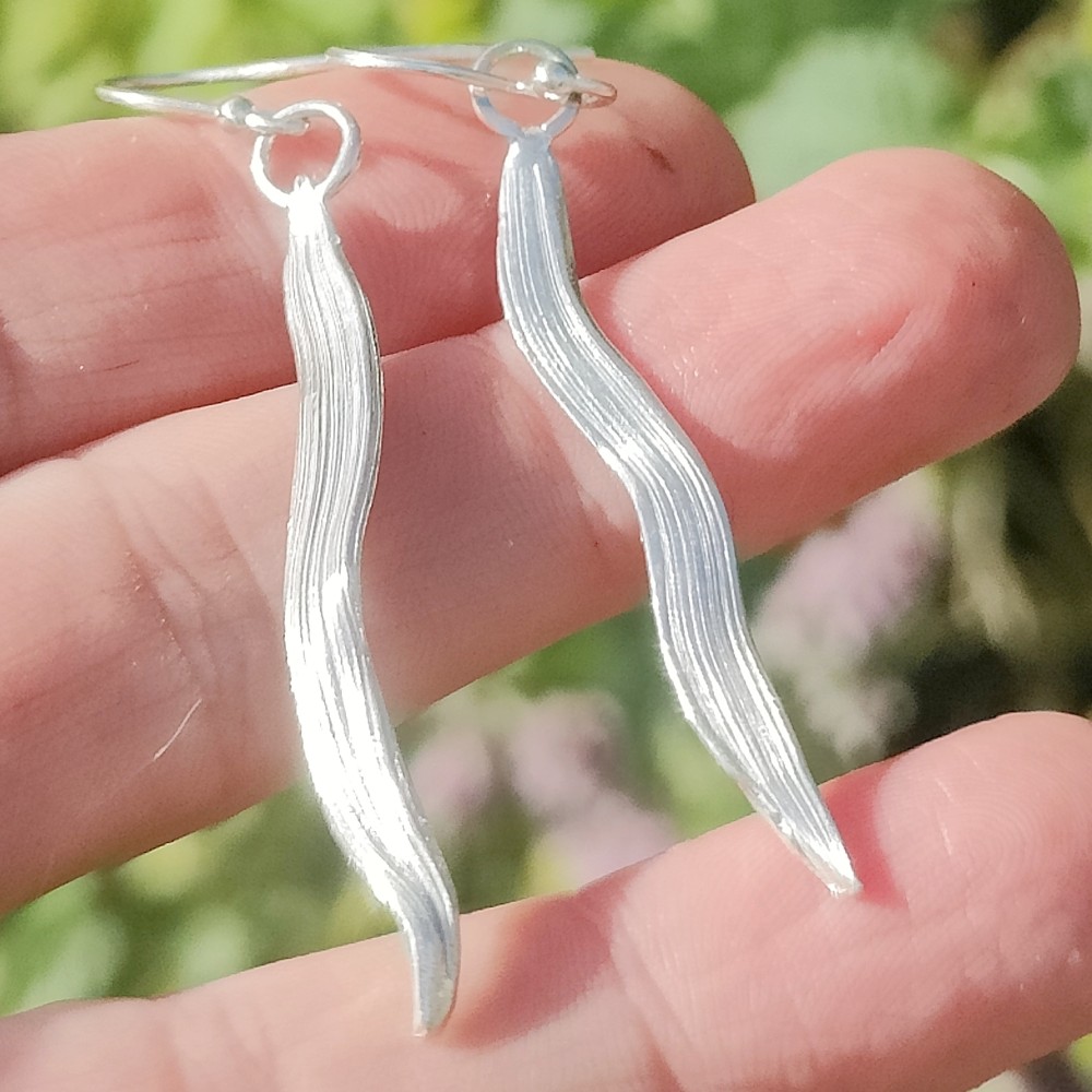 Sea Ribbons Leaf Earrings