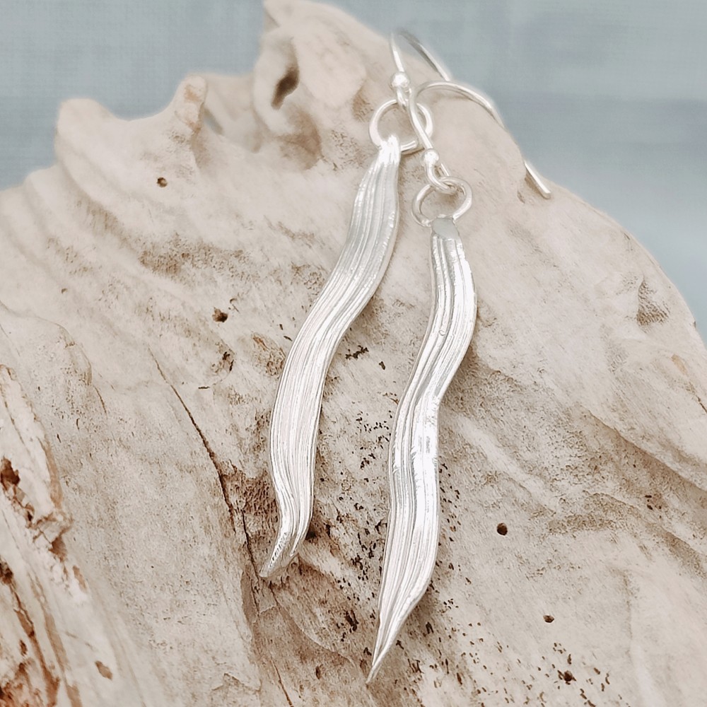 Sea Ribbons Leaf Earrings